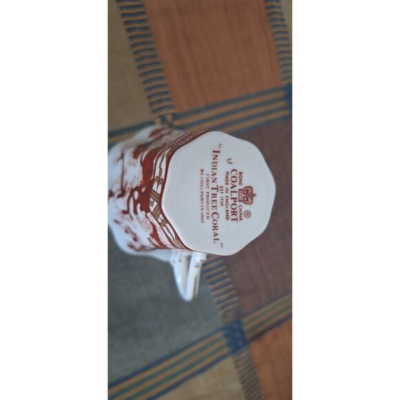 Coalport "Indian Tree Coral"- gold gilded- Demitasse tea/coffee cup-  mint! - Picture 8 of 8